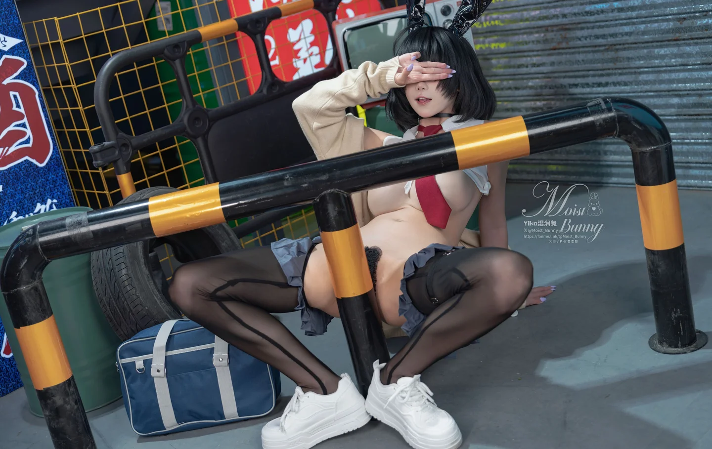 咬一口兔娘Yiko湿润兔_25年10月订阅作品_赛博逆JK兔女郎_抢先版_87P_391MB tg@simisebaisi 【丝足阁】026.webp